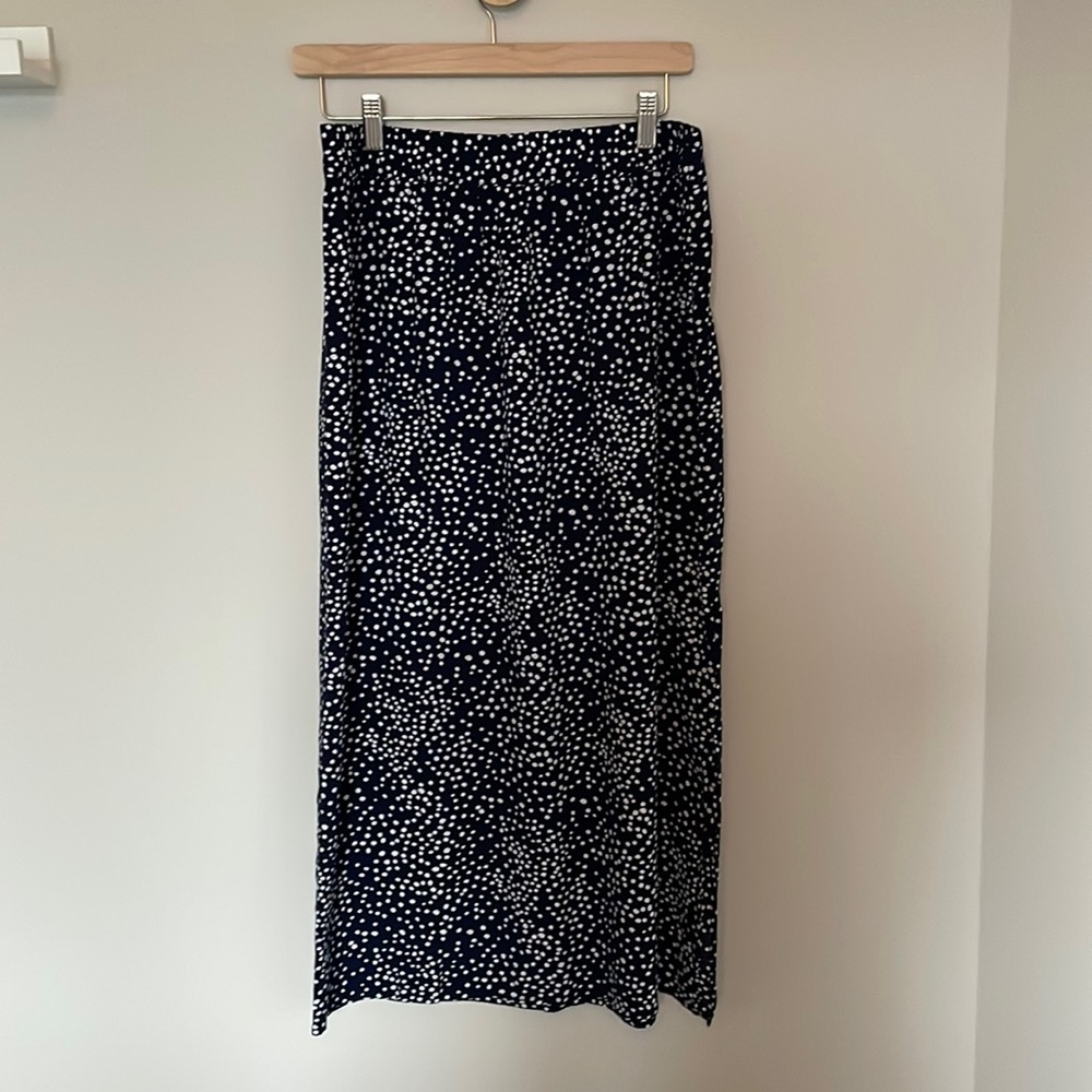 NWOT GAP MIDI skirt